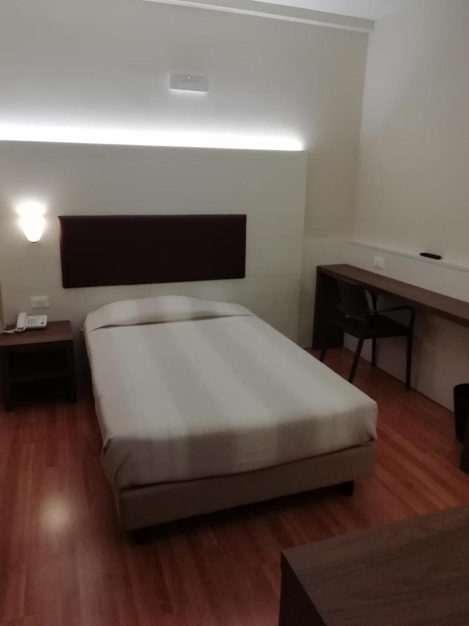 Hotel Buca Di Bacco Volta Mantovana Kültér fotó